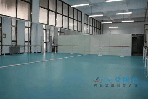 常见的实验室地面装修材料优缺点分析